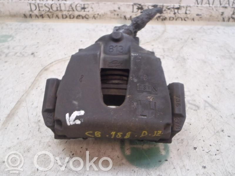 Caliper de freno delantero