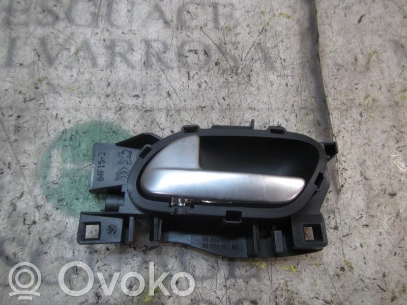 Poignée intérieure de porte arrière   9143T8