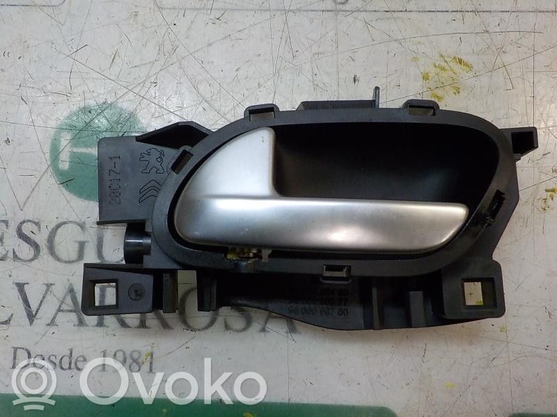 Front door interior handle   9143T8