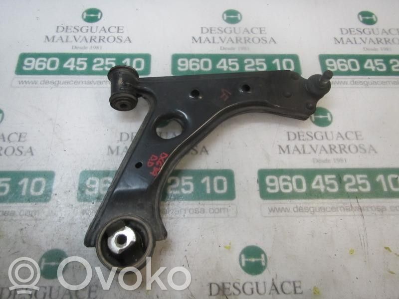 Fiat Grande Punto Braccio di controllo sospensione anteriore 