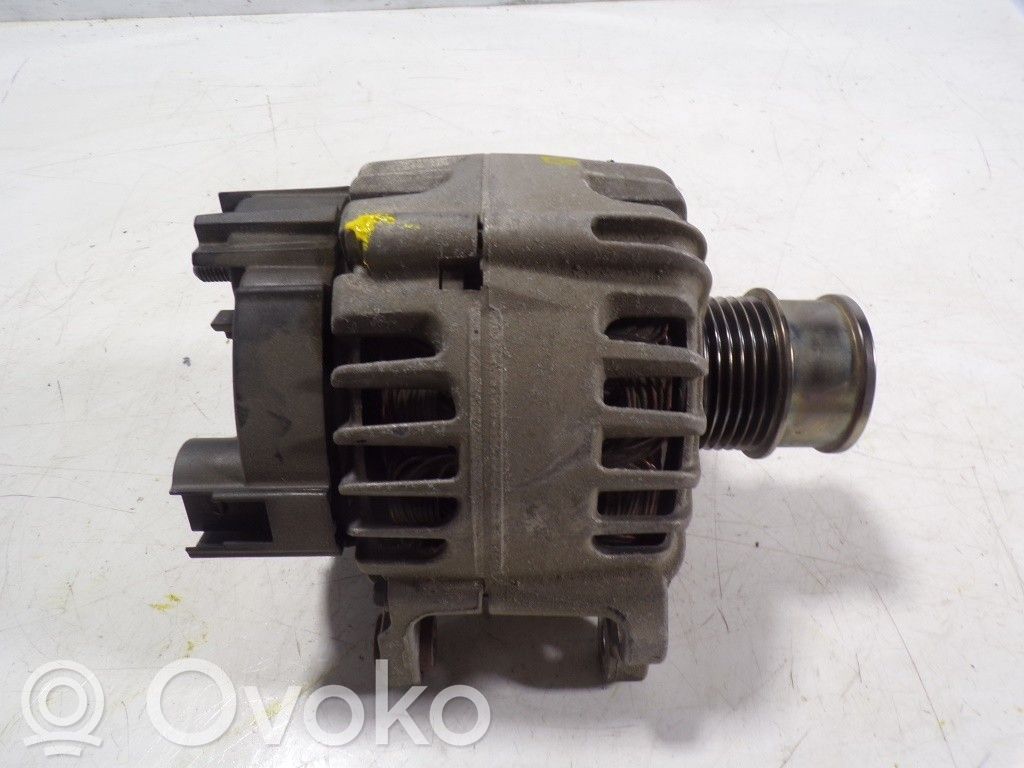 Alternador   04E903015,04E903021N