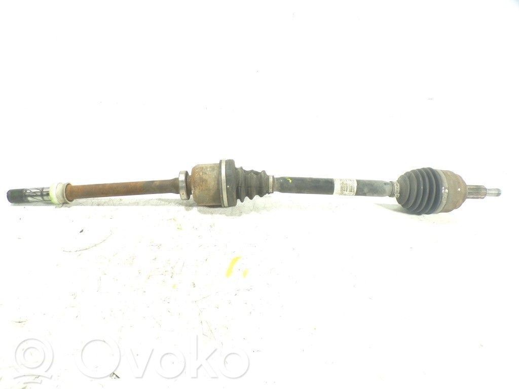 Etuvetoakseli   8200618168,8200618168,EBJ104MBC109