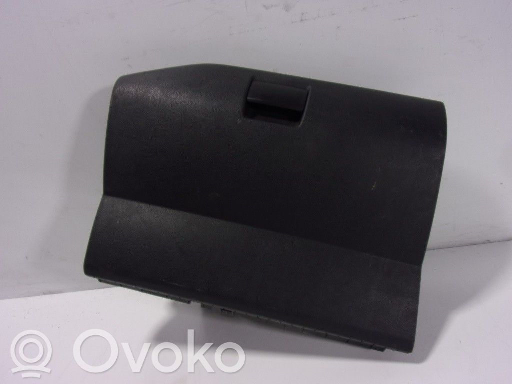 Handschuhfach   8226VY