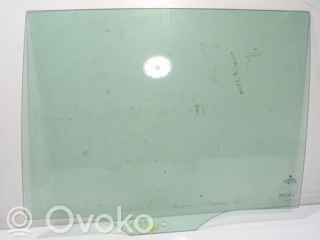 Volkswagen Touran III Szyba drzwi tylnych 