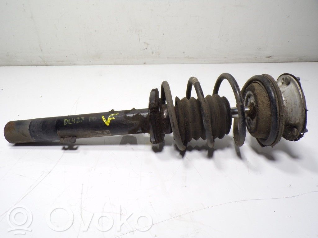BMW 1 E81 E87 Front shock absorber with coil spring 
