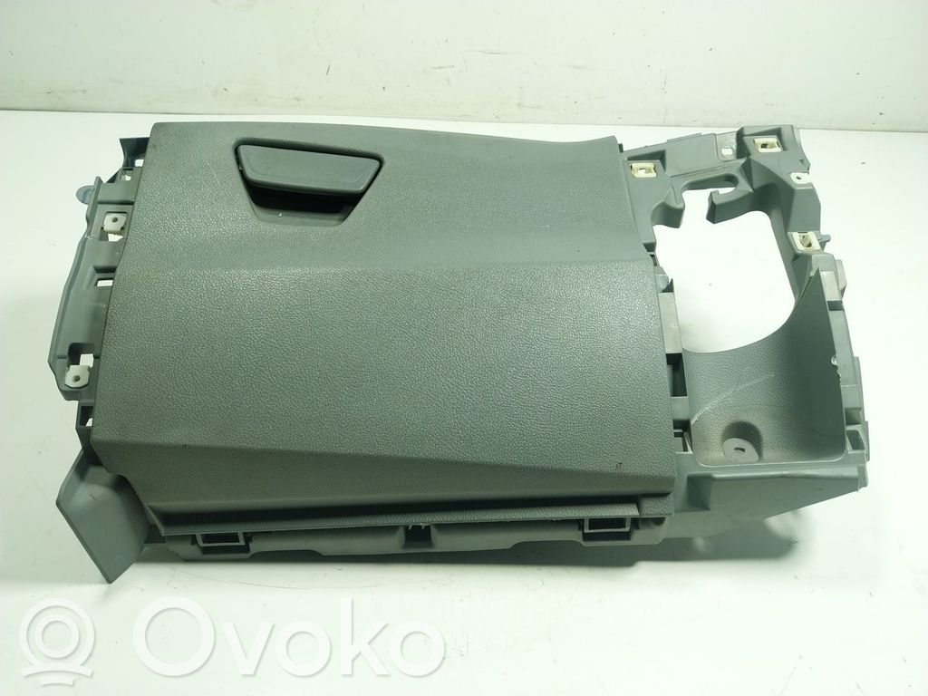 Guantera   1799381