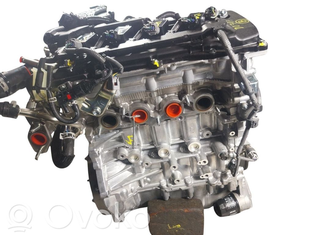Engine   190000T850,2ZR