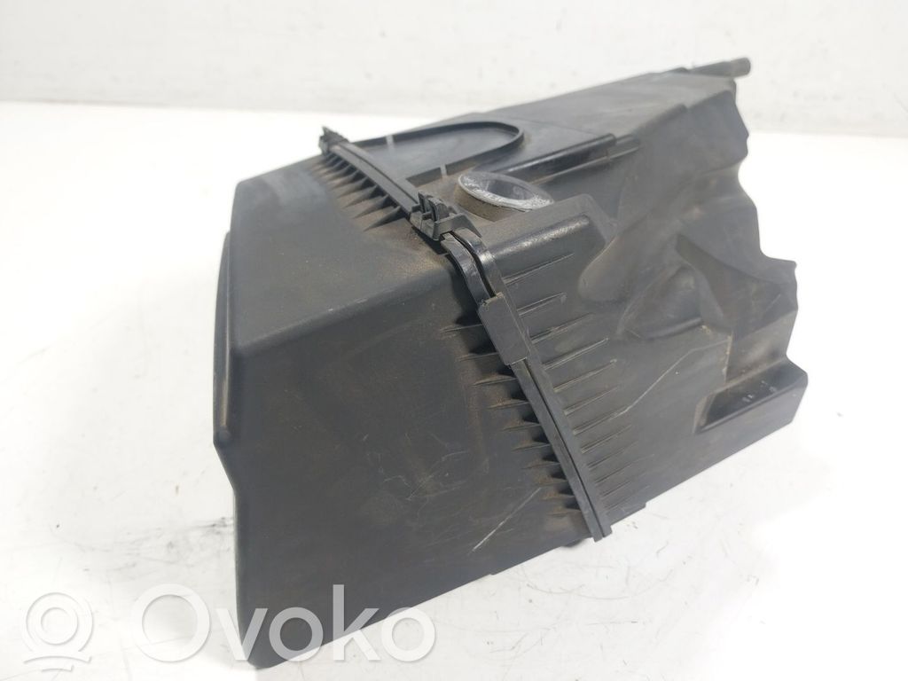 Audi A6 S6 C6 4F Filtr powietrza 