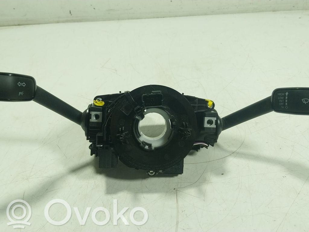 Seat Arona Commodo de clignotant 