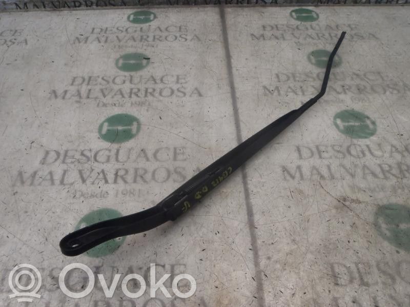 Renault Megane III Braccio della spazzola tergicristallo anteriore