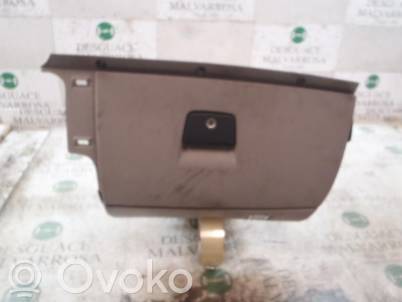 Guantera   39985730