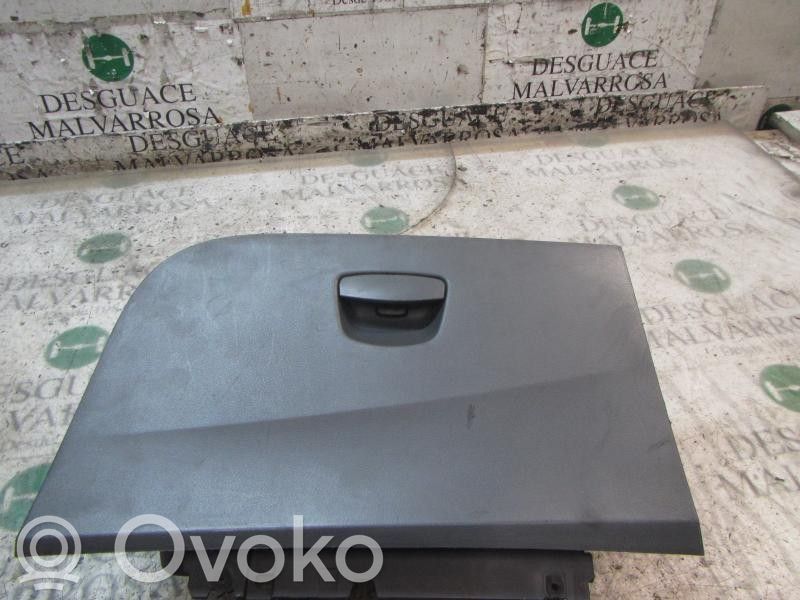 Seat Ibiza IV (6J,6P) Guantera