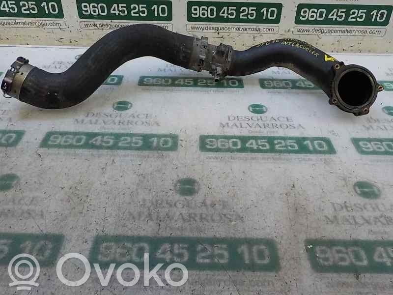 Mercedes-Benz C W204 Tubo flessibile intercooler