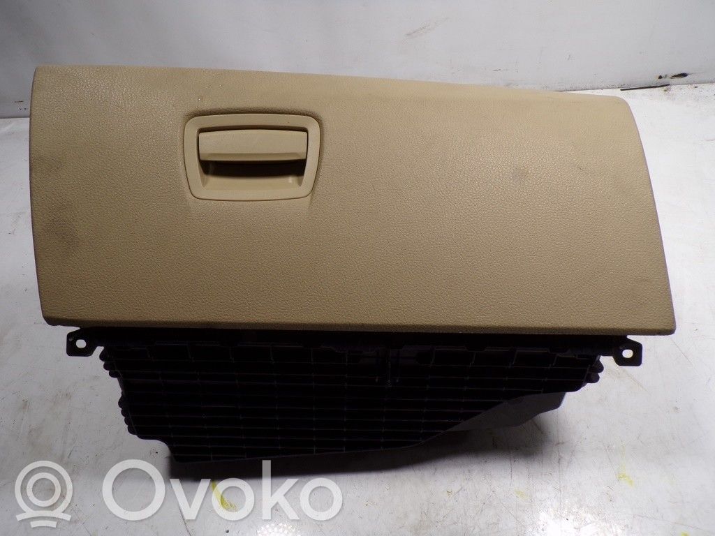 BMW 5 E60 E61 Handschuhfach 