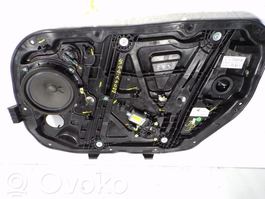 KIA Ceed Regulador manual de la ventanilla delantera 