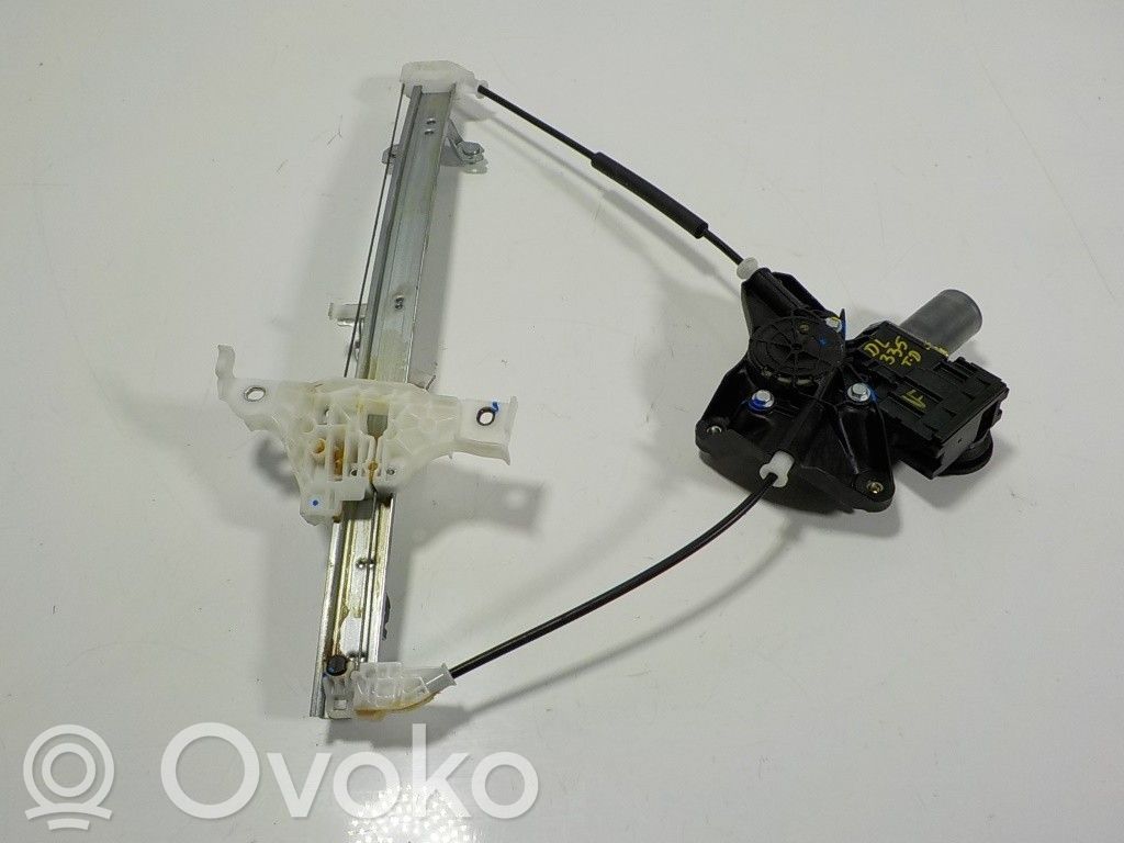 Toyota Yaris Macara geam ușă spate cu motor 