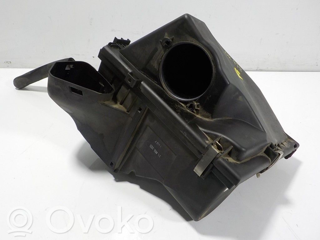 BMW 3 E90 E91 Air filter 