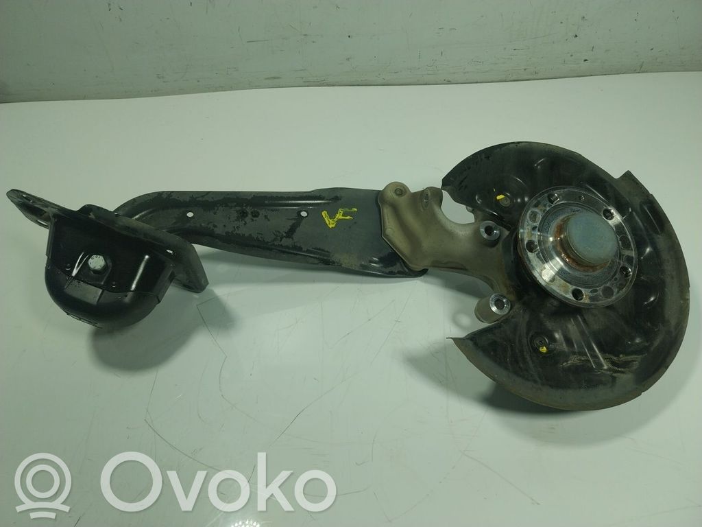 Audi Q3 F3 Braț cu fuzetă spate 