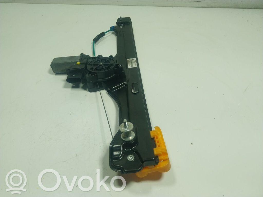BMW 2 F45 Alzacristalli manuale della portiera anteriore