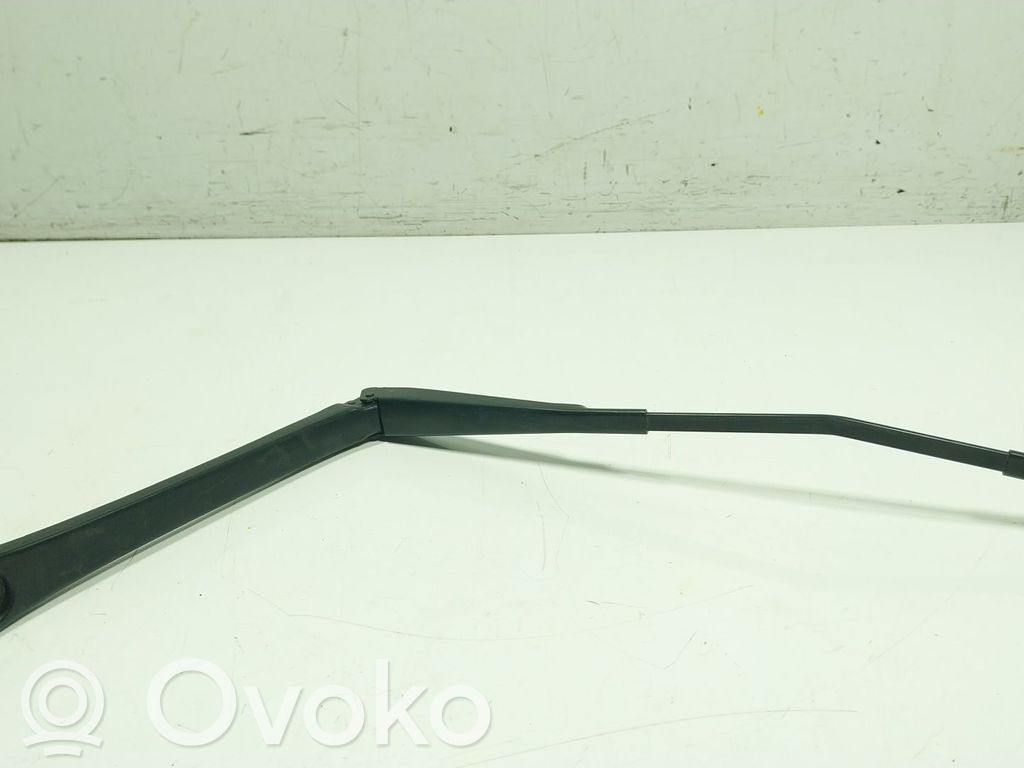 BMW 2 F46 Ramię wycieraczki szyby przedniej / czołowej 