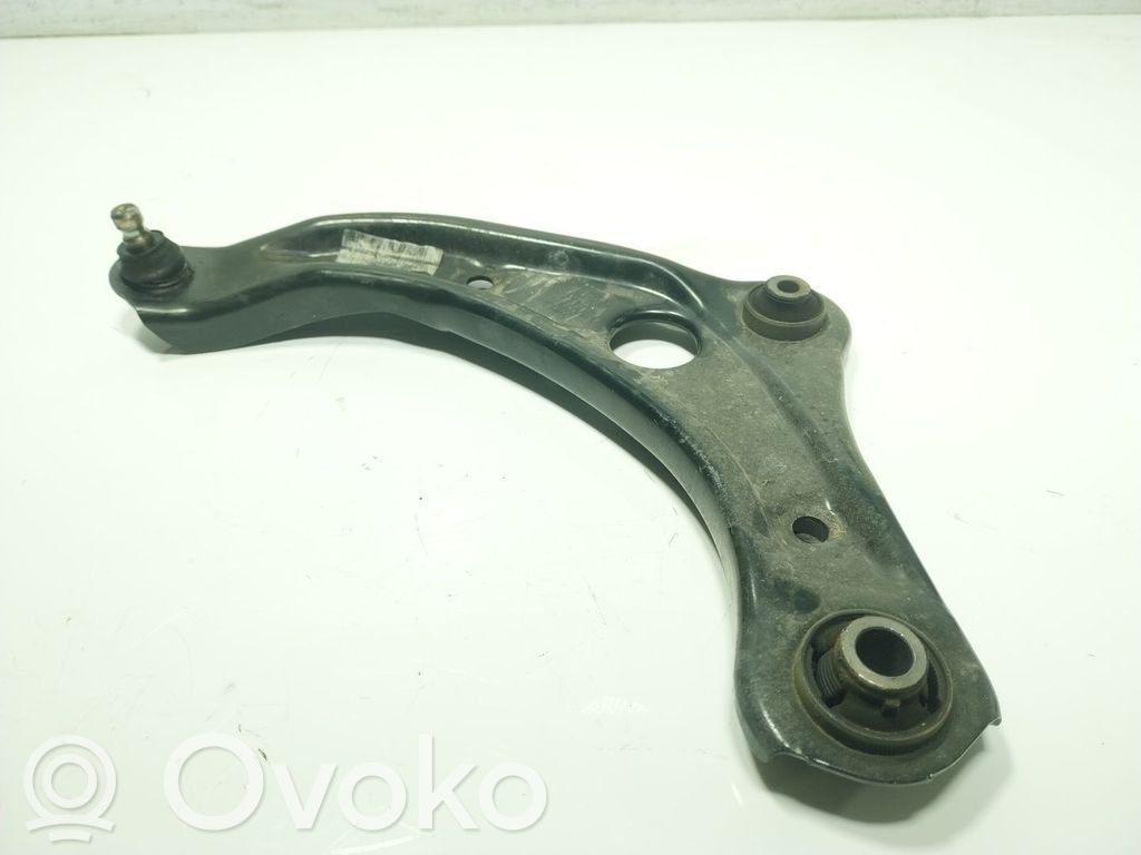 Nissan Micra C+C Braccio di controllo sospensione anteriore