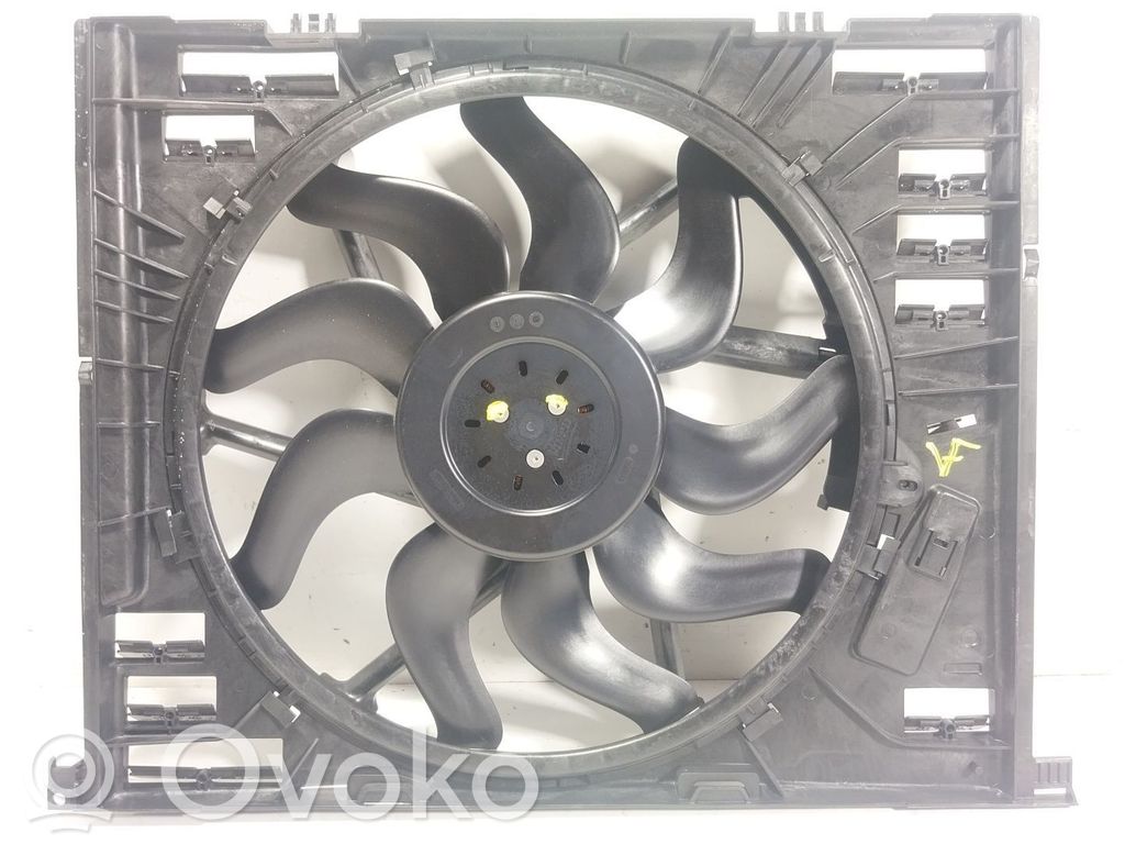 BMW 4 G22 G23 G24 G26 Ventilatore di raffreddamento elettrico del radiatore 