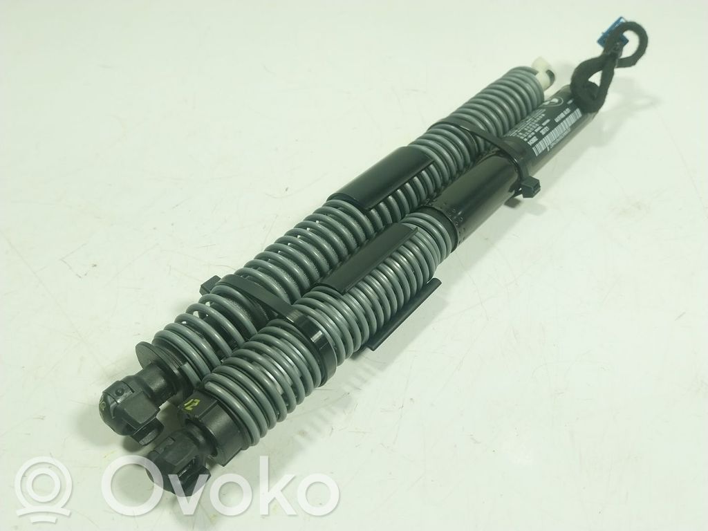 BMW 5 G30 G31 G38 Vérin de capot arrière 