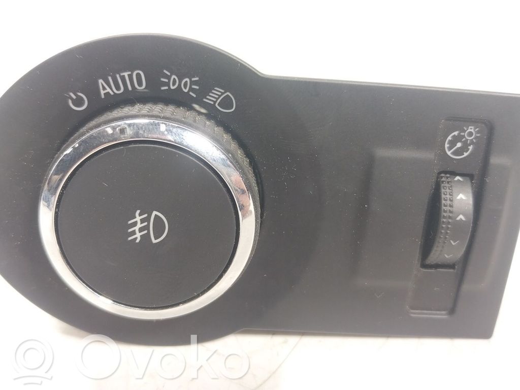 Interruptor de control del panel de luces   92218815,92218815