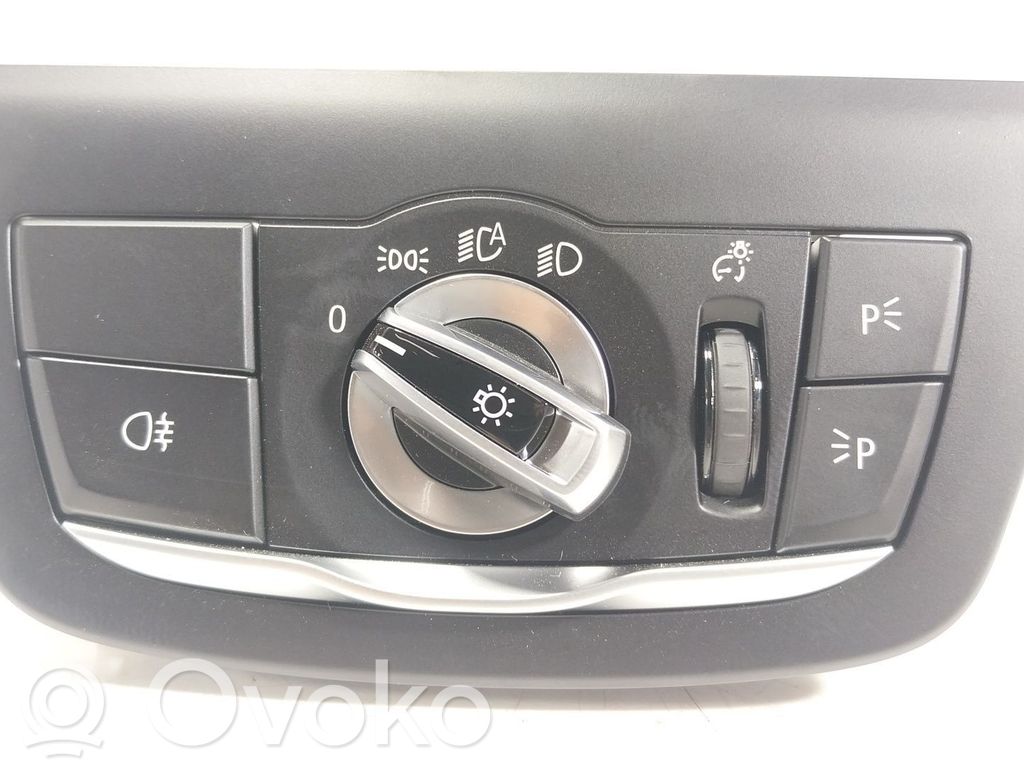 Panel lighting control switch   61319472965,5A67870