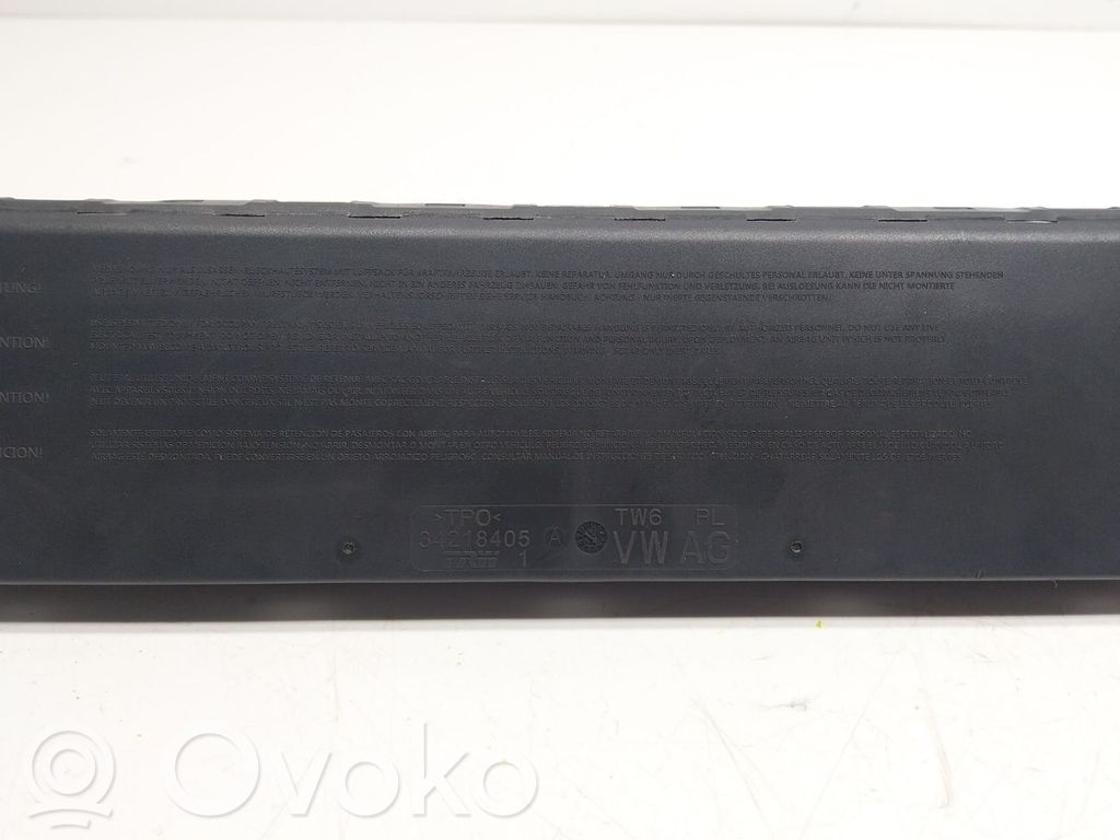 Audi A4 S4 B9 8W Polviturvatyyny 