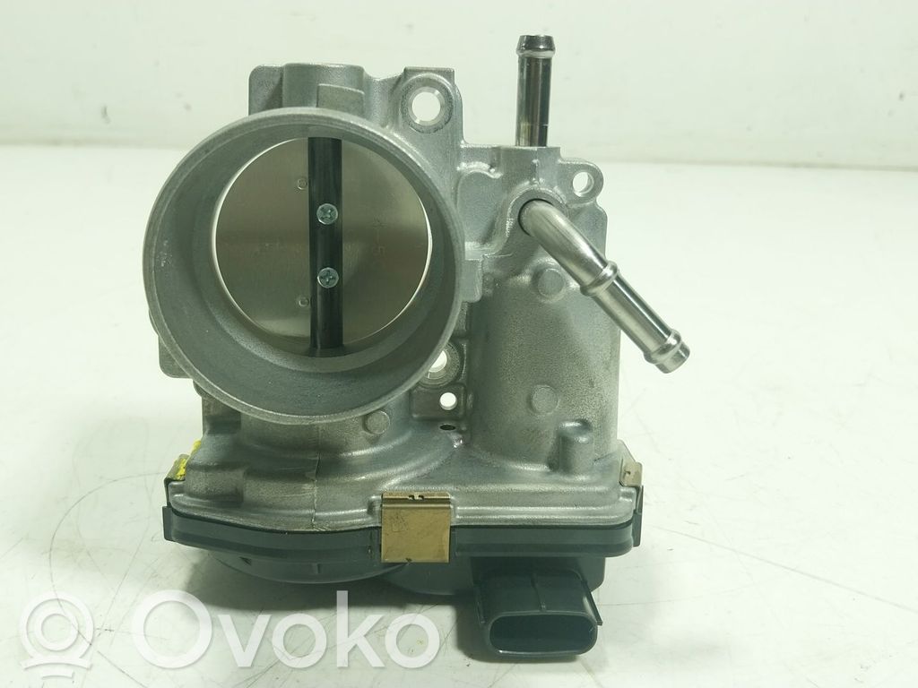 Toyota Yaris Valvola corpo farfallato