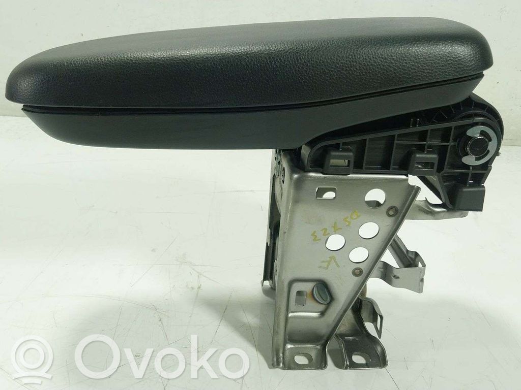 Toyota Yaris XP210 Accoudoir