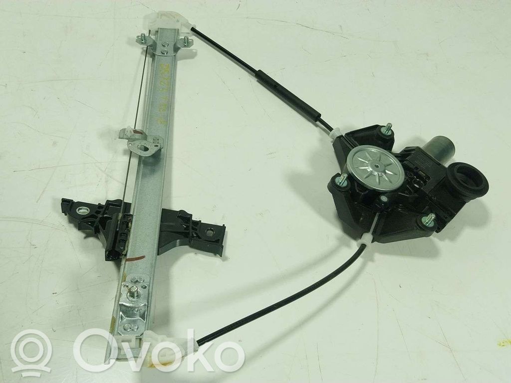 Toyota Yaris XP210 Takaikkunan nostomekanismi ilman moottoria