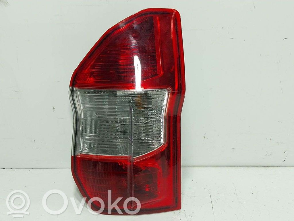 Ford Transit Courier Luci posteriori 