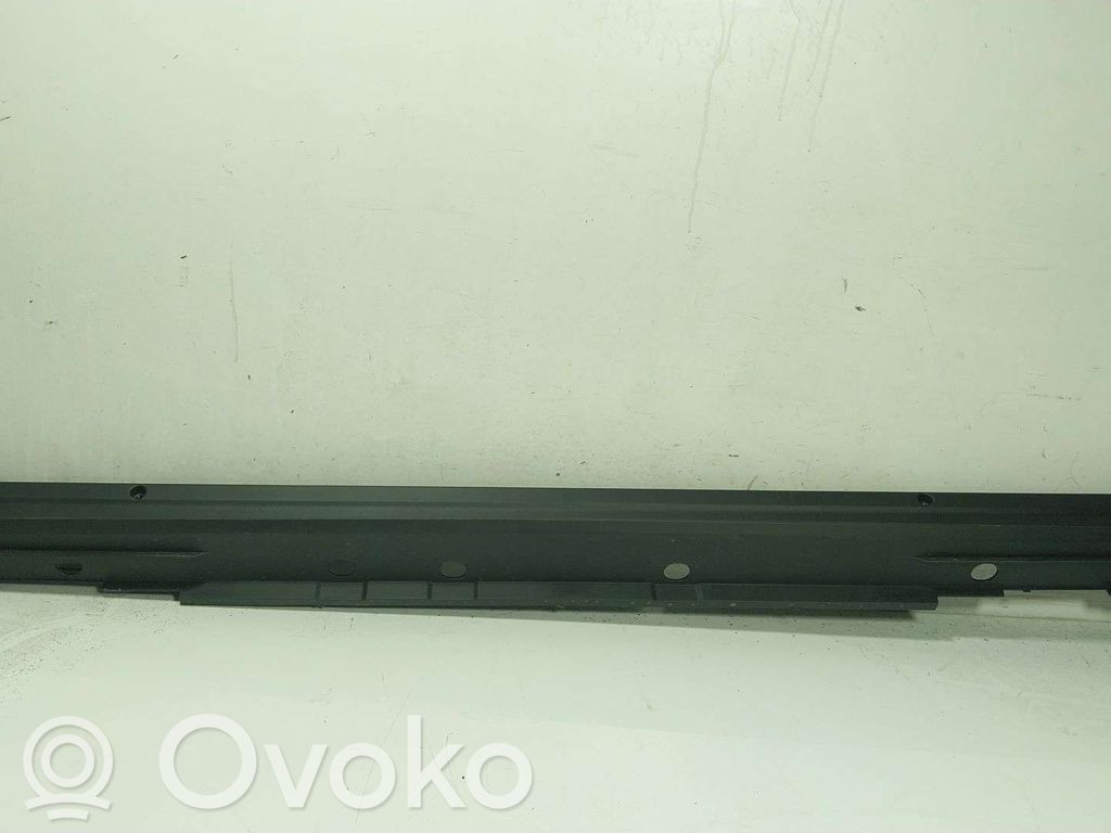 Toyota Yaris XP210 Schweller