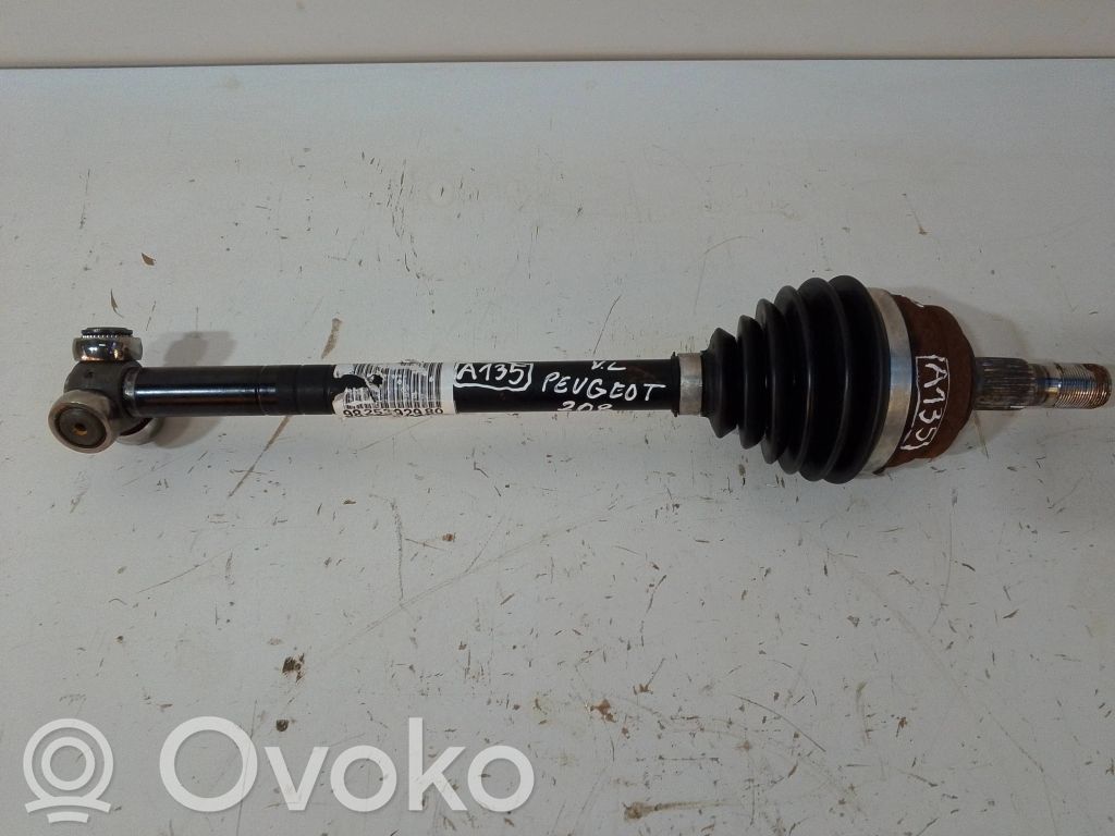 Opel Corsa F Półoś przednia 