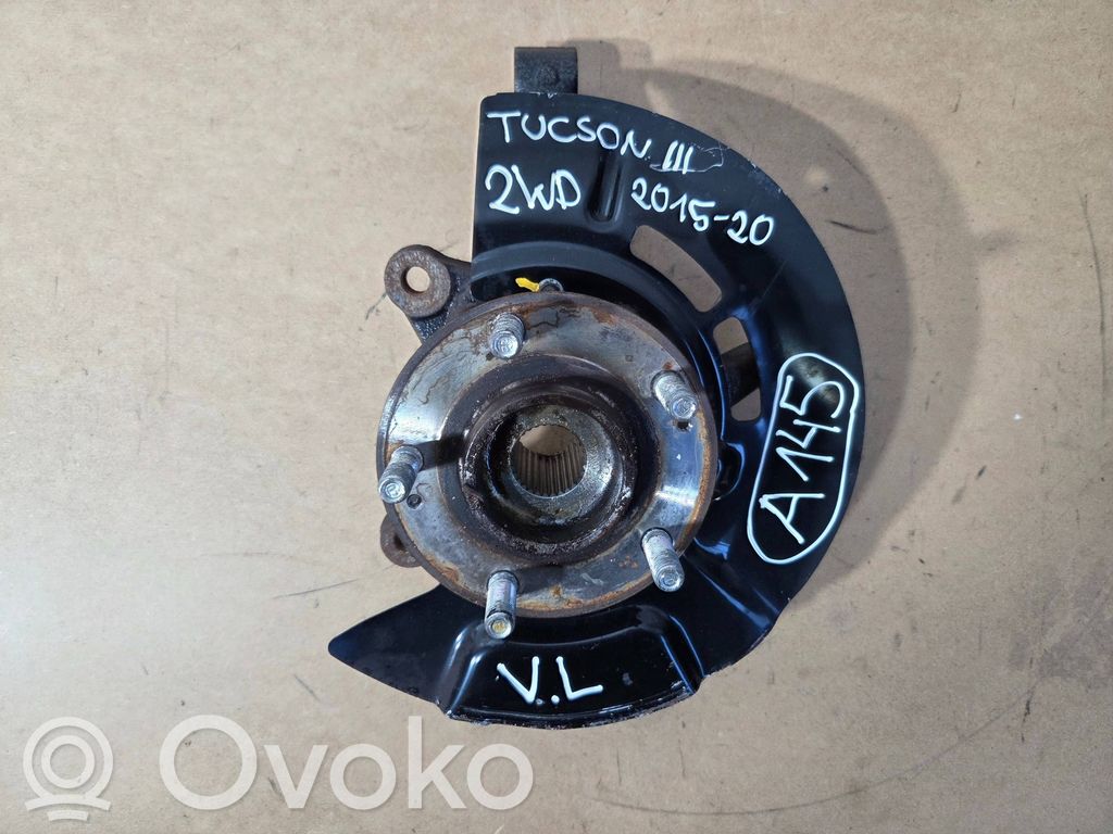 Hyundai Tucson TL Front wheel hub spindle knuckle 