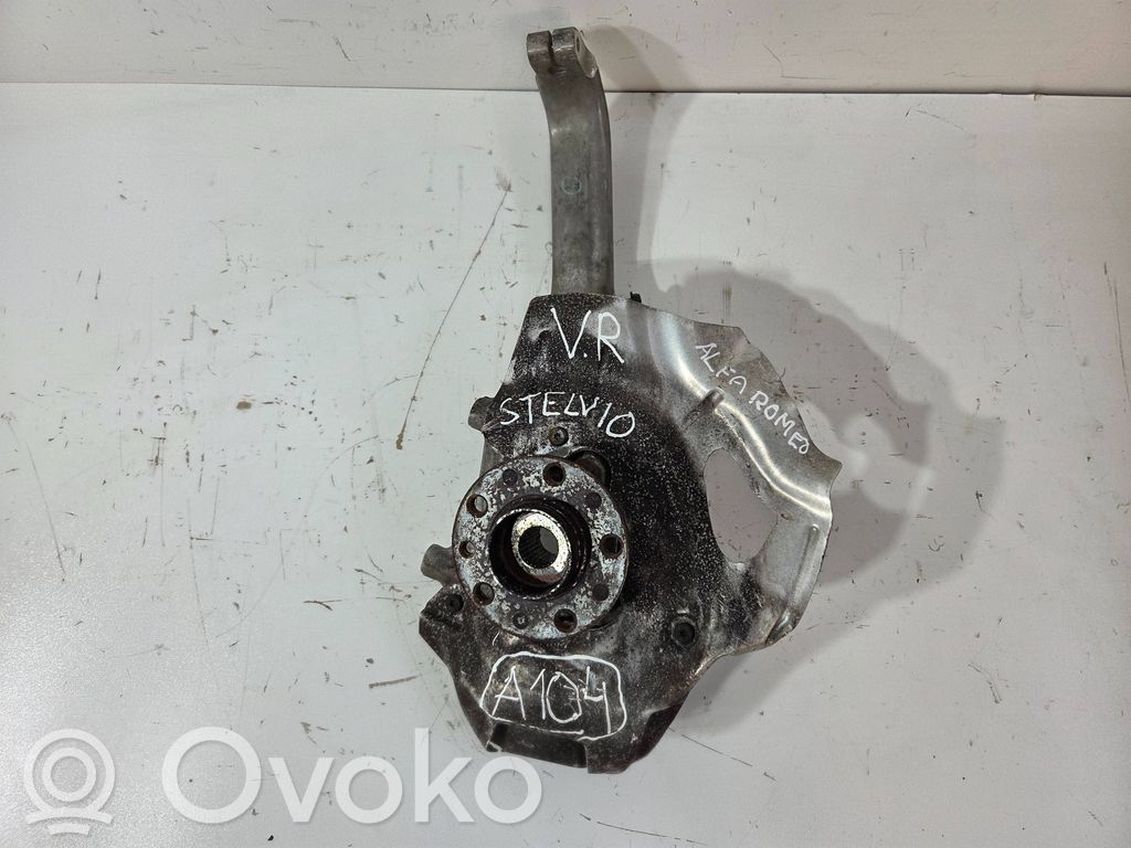 Alfa Romeo Stelvio Zwrotnica koła przedniego 