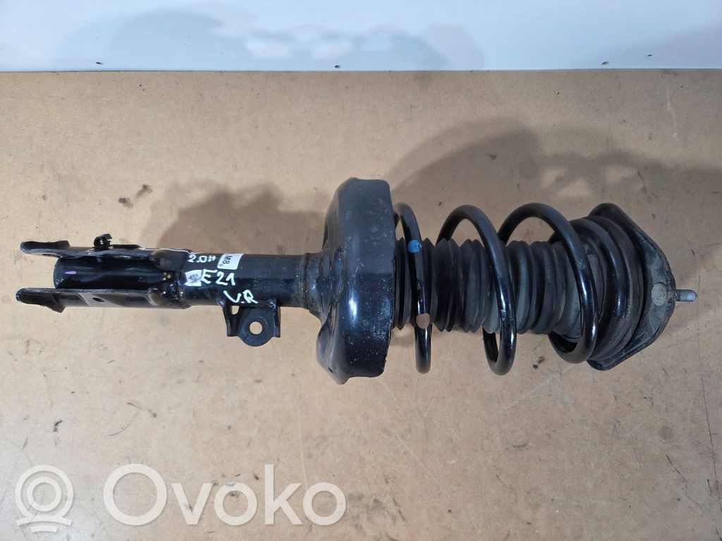 Toyota Corolla E210 E21 Priekšpusē amortizators 