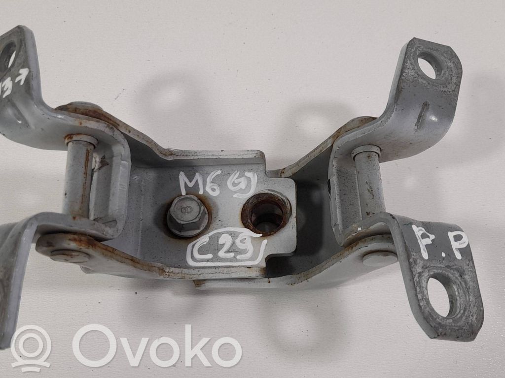 Audi A4 S4 B6 8E 8H Galinis vyrių komplektas 
