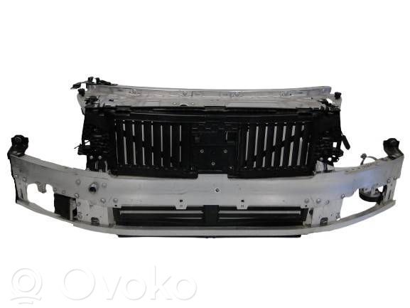 Mercedes-Benz E W214 Radiatorių panelė 