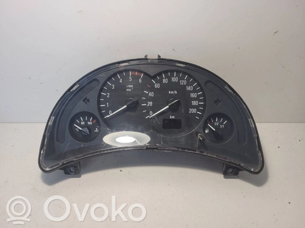 Opel Corsa C Speedometer (instrument cluster) 