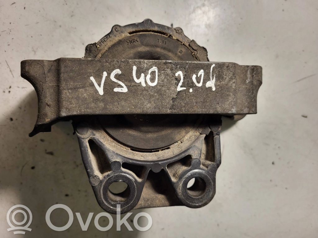 Volvo V50 Engine mount bracket 