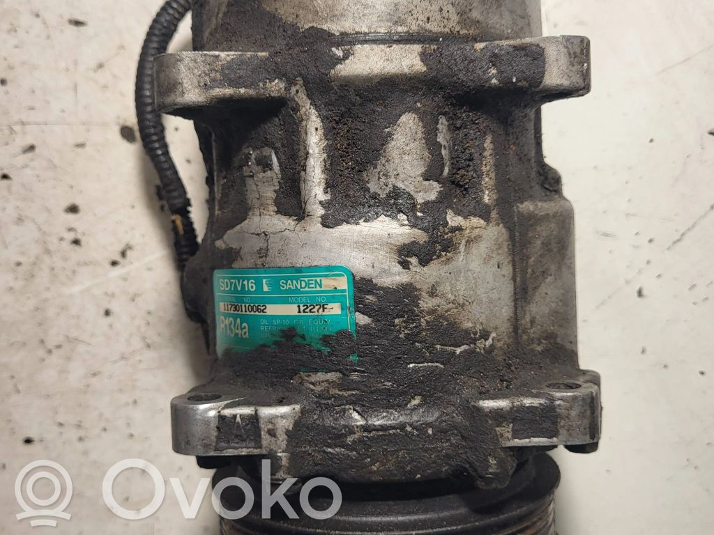 Volvo V50 Air conditioning (A/C) compressor (pump) 