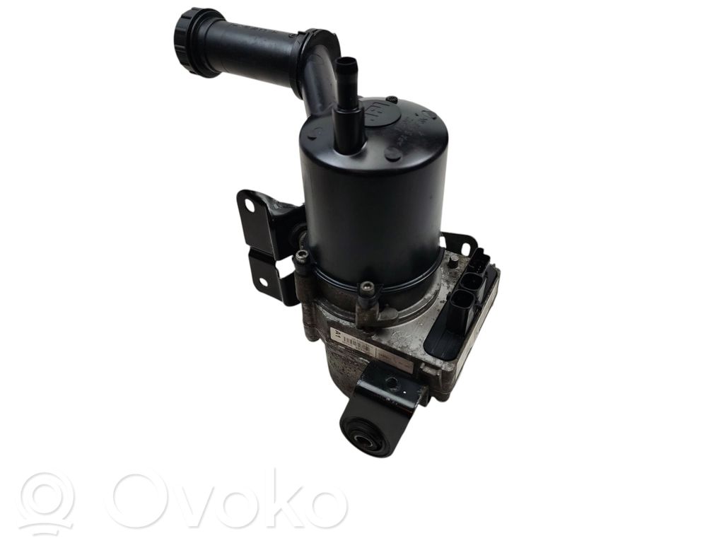 Ohjaustehostimen pumppu   9675674180