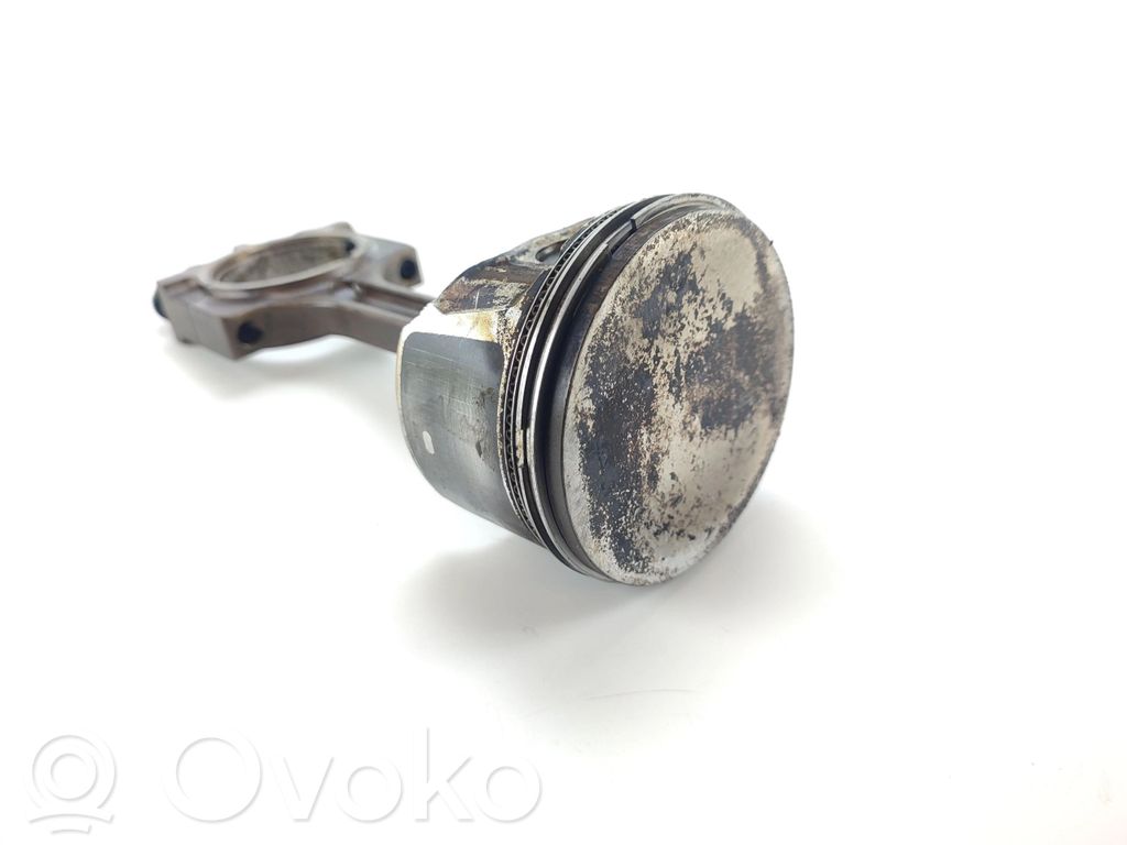 Piston