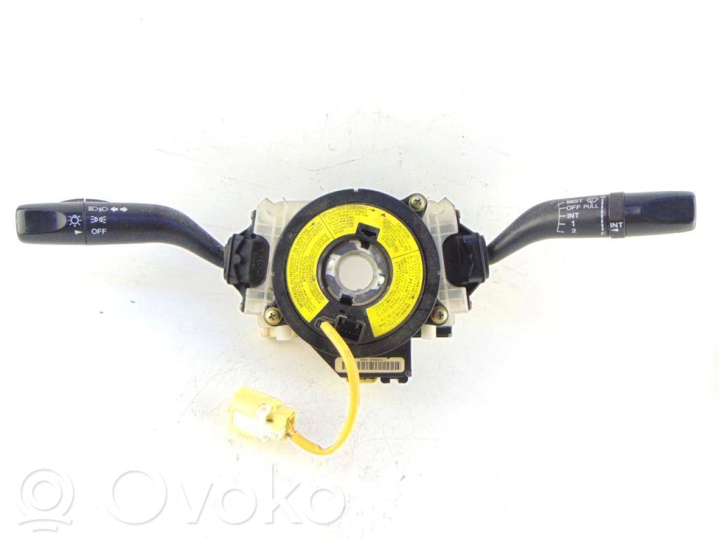 Mazda 626 Otros interruptores/perillas/selectores 