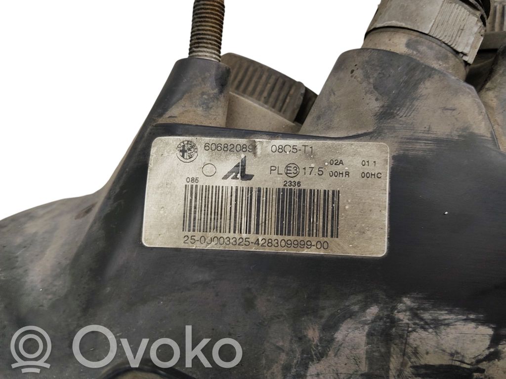 Scheinwerfer   60682089