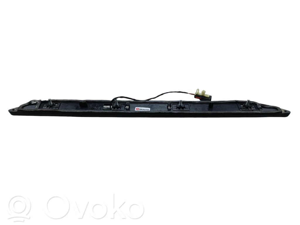 Troisième feu stop   DS7313A601BH