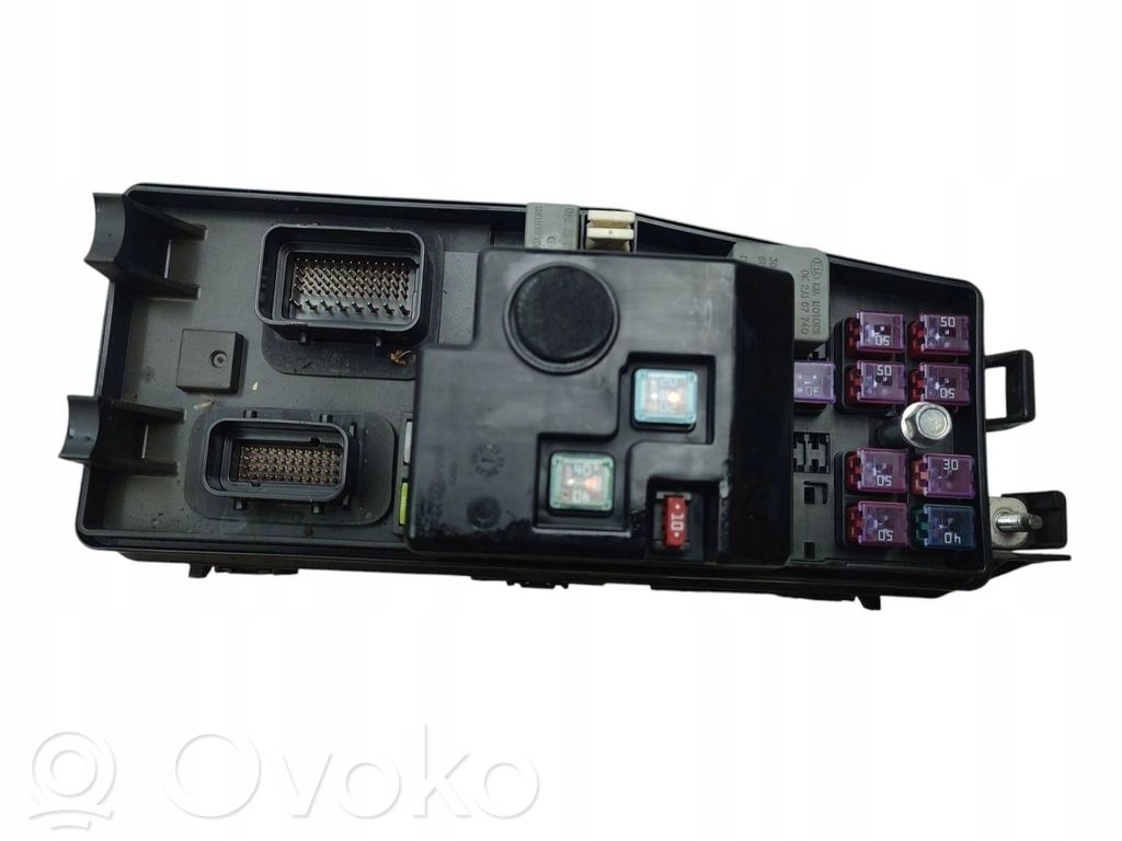 KIA Carnival Juego de caja de fusibles 